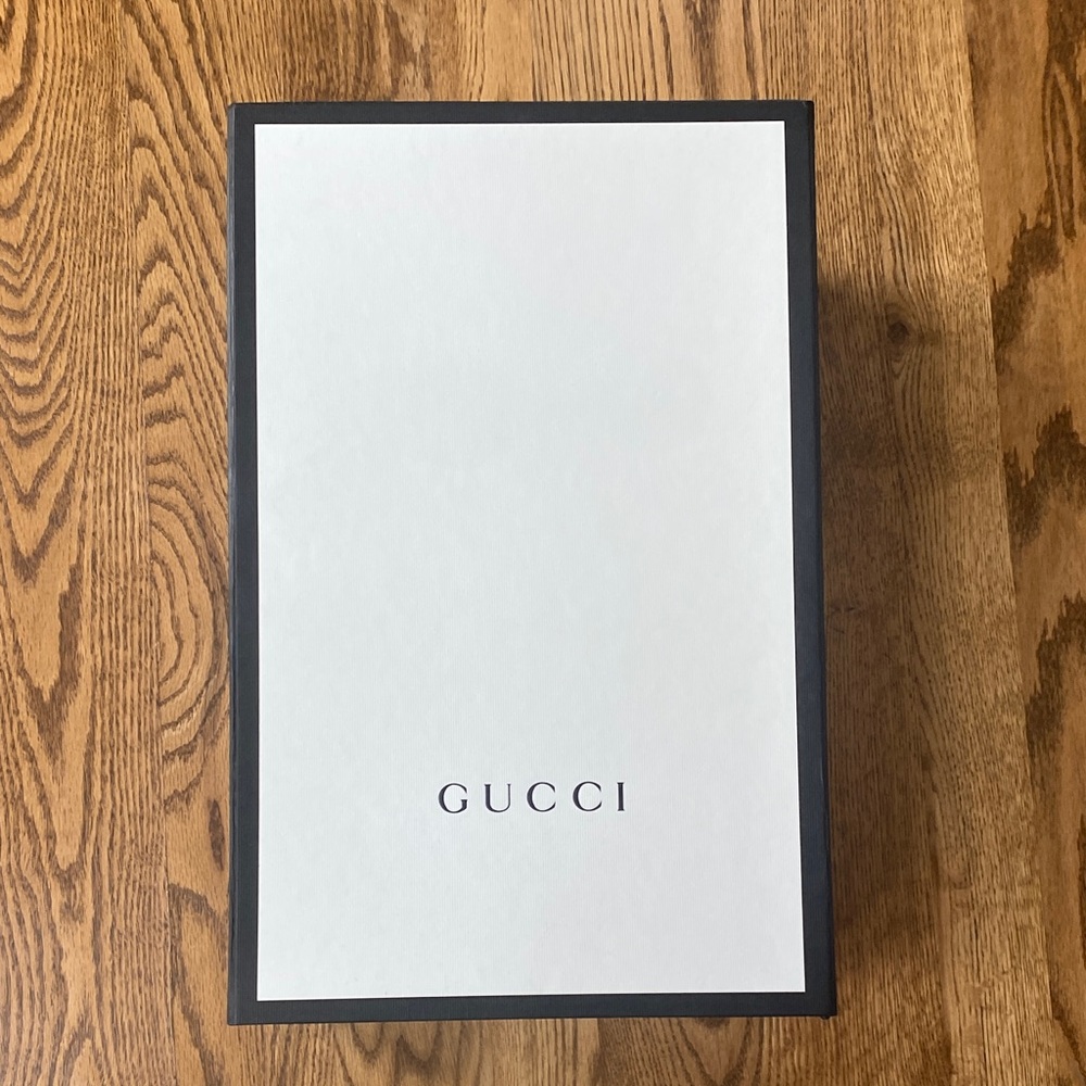 Gucci shoe clothing box white black flap closure luxury quiet luxury decorative